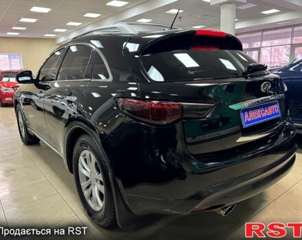 Черный Инфинити ФХ, объемом двигателя 3.5 л и пробегом 142 тыс. км за 13800 $, фото 2 на Automoto.ua