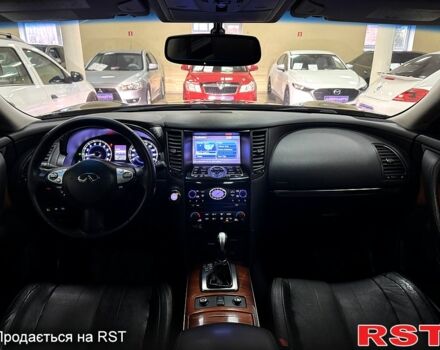 Черный Инфинити ФХ, объемом двигателя 3.5 л и пробегом 142 тыс. км за 13800 $, фото 13 на Automoto.ua