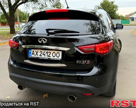 Инфинити ФХ 2013 в Харькове на Automoto.ua Черный Инфинити ФХ, объемом двигателя 3.7 л и пробегом 178 тыс. км за 16750 $, фото 3 на Automoto.ua