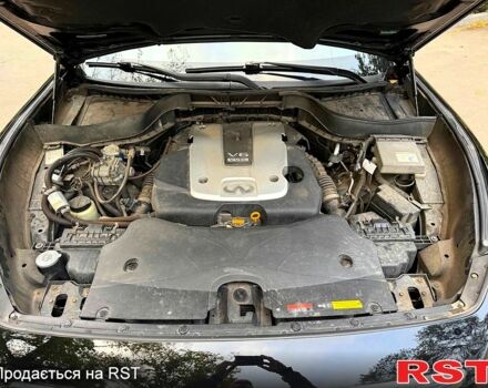 Инфинити ФХ 2013 в Харькове на Automoto.ua Черный Инфинити ФХ, объемом двигателя 3.7 л и пробегом 178 тыс. км за 16750 $, фото 7 на Automoto.ua