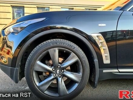 Черный Инфинити ФХ, объемом двигателя 3.5 л и пробегом 190 тыс. км за 14900 $, фото 1 на Automoto.ua