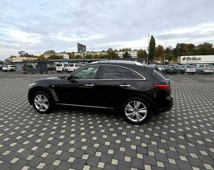 Черный Инфинити ФХ, объемом двигателя 3.7 л и пробегом 175 тыс. км за 17700 $, фото 1 на Automoto.ua