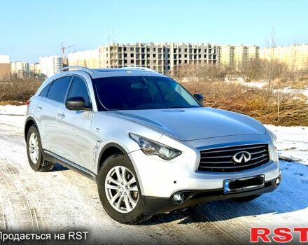 Инфинити ФХ, объемом двигателя 37 л и пробегом 120 тыс. км за 16500 $, фото 2 на Automoto.ua