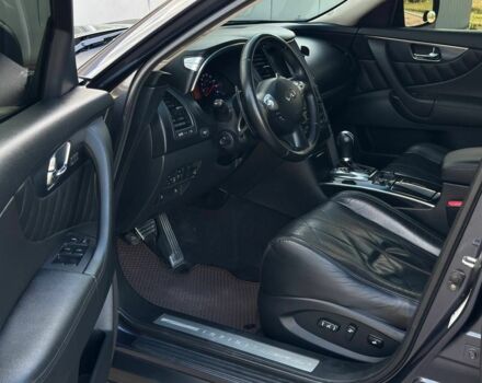 Синий Инфинити ФХ, объемом двигателя 3.5 л и пробегом 190 тыс. км за 11500 $, фото 13 на Automoto.ua