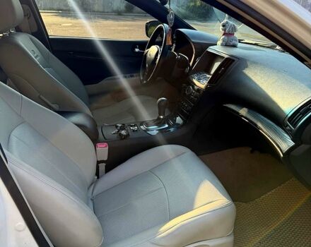 Инфинити Г 2009 в Запорожье на Automoto.ua Белый Инфинити Г, объемом двигателя 3.7 л и пробегом 220 тыс. км за 9500 $, фото 6 на Automoto.ua