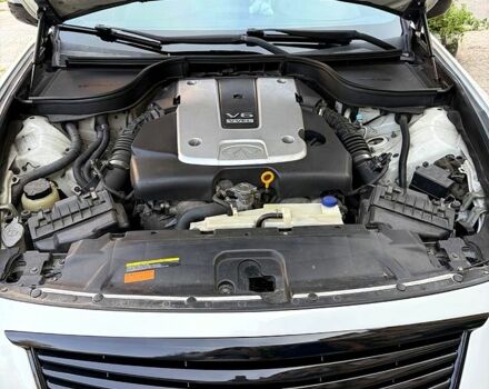 Инфинити Г 2009 в Запорожье на Automoto.ua Белый Инфинити Г, объемом двигателя 3.7 л и пробегом 220 тыс. км за 9500 $, фото 5 на Automoto.ua