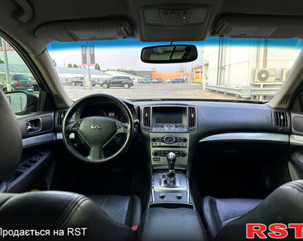 Черный Инфинити Г, объемом двигателя 2.5 л и пробегом 300 тыс. км за 8700 $, фото 3 на Automoto.ua