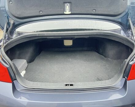 Серый Инфинити Г, объемом двигателя 3.5 л и пробегом 180 тыс. км за 6500 $, фото 7 на Automoto.ua