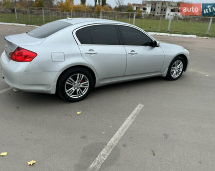 Серый Инфинити Г, объемом двигателя 2.5 л и пробегом 280 тыс. км за 10000 $, фото 4 на Automoto.ua