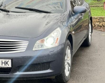 Серый Инфинити Г, объемом двигателя 3.5 л и пробегом 180 тыс. км за 6500 $, фото 1 на Automoto.ua