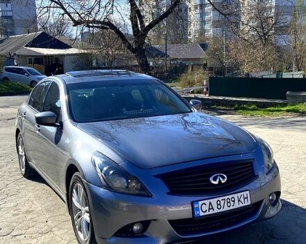 Серый Инфинити Г, объемом двигателя 2.5 л и пробегом 220 тыс. км за 9500 $, фото 1 на Automoto.ua
