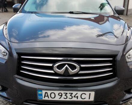 Серый Инфинити ЖХ, объемом двигателя 0 л и пробегом 187 тыс. км за 15000 $, фото 2 на Automoto.ua