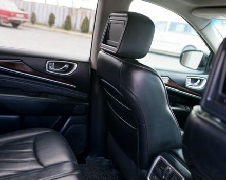 Серый Инфинити ЖХ, объемом двигателя 0 л и пробегом 187 тыс. км за 15000 $, фото 11 на Automoto.ua