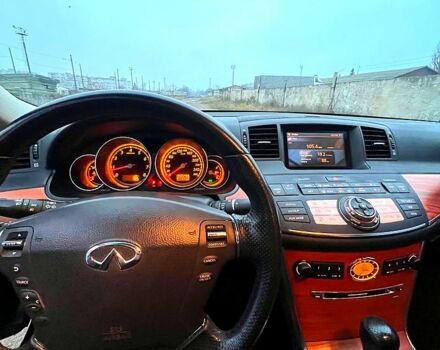 Черный Инфинити М, объемом двигателя 4.5 л и пробегом 150 тыс. км за 7700 $, фото 4 на Automoto.ua