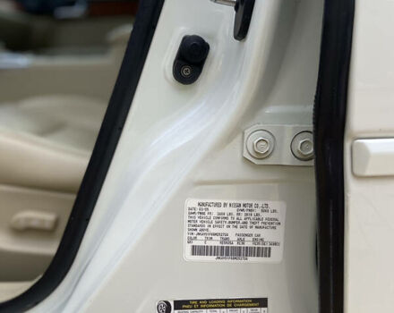Белый Инфинити M35, объемом двигателя 3.5 л и пробегом 135 тыс. км за 9200 $, фото 15 на Automoto.ua