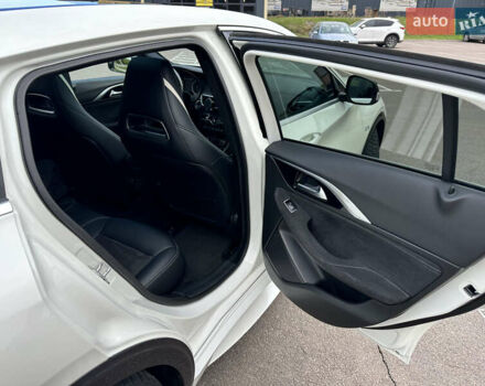 Білий Інфініті Q30, об'ємом двигуна 2.2 л та пробігом 94 тис. км за 19500 $, фото 24 на Automoto.ua