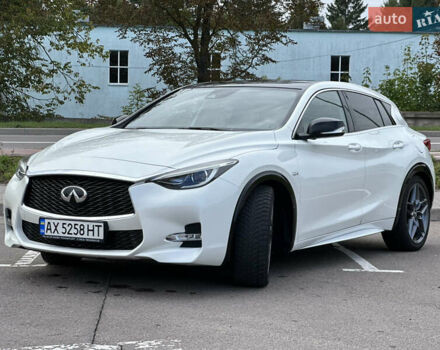 Білий Інфініті Q30, об'ємом двигуна 2.2 л та пробігом 94 тис. км за 19500 $, фото 1 на Automoto.ua