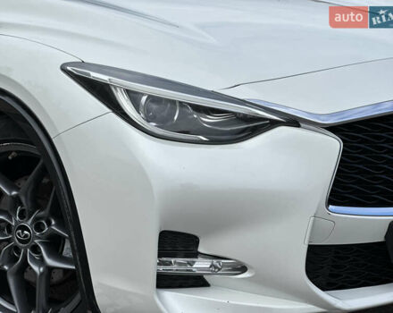 Білий Інфініті Q30, об'ємом двигуна 2.2 л та пробігом 94 тис. км за 19500 $, фото 5 на Automoto.ua