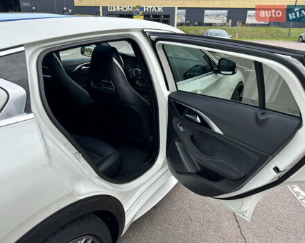 Білий Інфініті Q30, об'ємом двигуна 2.2 л та пробігом 94 тис. км за 19500 $, фото 22 на Automoto.ua