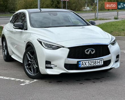 Білий Інфініті Q30, об'ємом двигуна 2.2 л та пробігом 94 тис. км за 19500 $, фото 3 на Automoto.ua