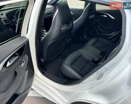 Білий Інфініті Q30, об'ємом двигуна 2.2 л та пробігом 94 тис. км за 19500 $, фото 21 на Automoto.ua