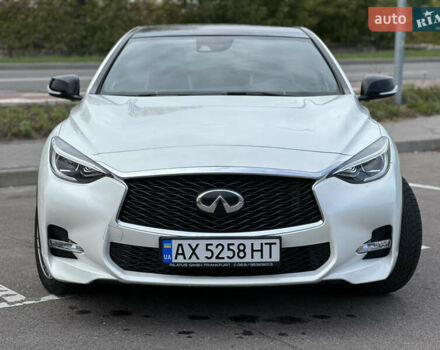 Білий Інфініті Q30, об'ємом двигуна 2.2 л та пробігом 94 тис. км за 19500 $, фото 2 на Automoto.ua