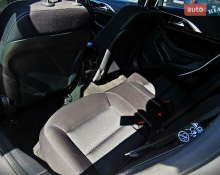 Белый Инфинити Q30, объемом двигателя 1.5 л и пробегом 174 тыс. км за 17900 $, фото 13 на Automoto.ua