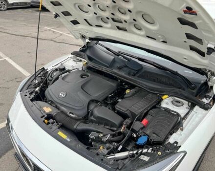 Білий Інфініті Q30, об'ємом двигуна 1.6 л та пробігом 85 тис. км за 18500 $, фото 18 на Automoto.ua