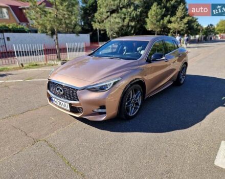 Бежевый Инфинити Q30, объемом двигателя 1.99 л и пробегом 35 тыс. км за 21000 $, фото 8 на Automoto.ua