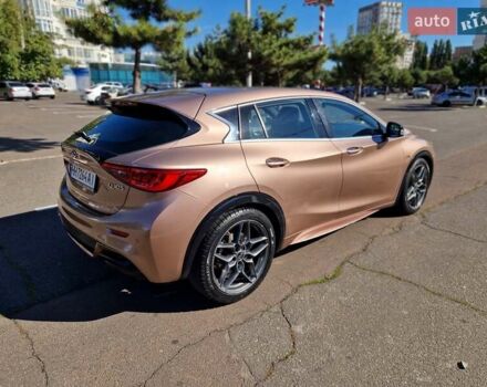 Бежевый Инфинити Q30, объемом двигателя 1.99 л и пробегом 35 тыс. км за 21000 $, фото 6 на Automoto.ua