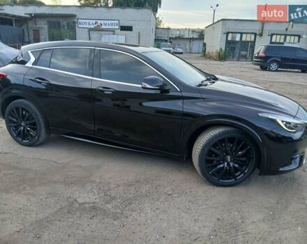 Черный Инфинити Q30, объемом двигателя 1.46 л и пробегом 141 тыс. км за 16950 $, фото 8 на Automoto.ua