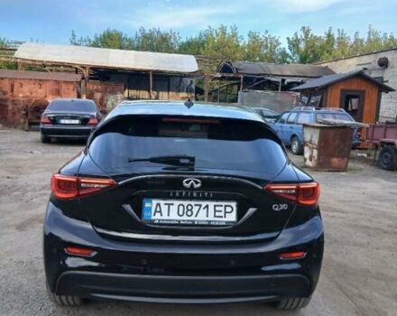 Черный Инфинити Q30, объемом двигателя 1.46 л и пробегом 141 тыс. км за 16950 $, фото 1 на Automoto.ua