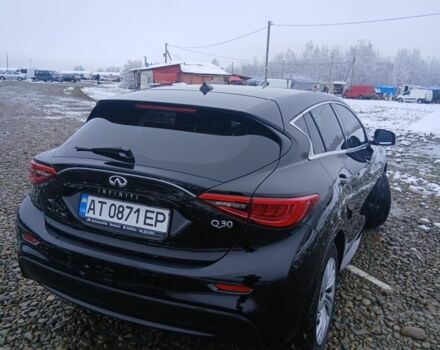 Черный Инфинити Q30, объемом двигателя 1.5 л и пробегом 143 тыс. км за 15950 $, фото 3 на Automoto.ua