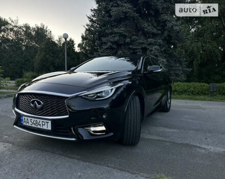 Чорний Інфініті Q30, об'ємом двигуна 1.6 л та пробігом 56 тис. км за 21500 $, фото 12 на Automoto.ua