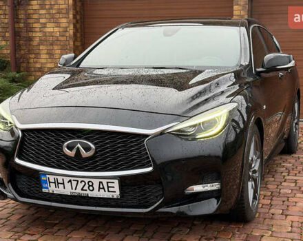 Чорний Інфініті Q30, об'ємом двигуна 1.99 л та пробігом 35 тис. км за 18300 $, фото 1 на Automoto.ua