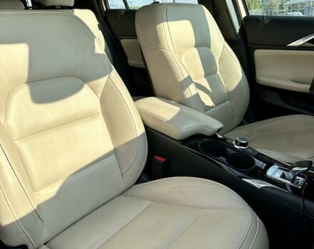 Коричневый Инфинити Q30, объемом двигателя 1.6 л и пробегом 86 тыс. км за 21999 $, фото 7 на Automoto.ua