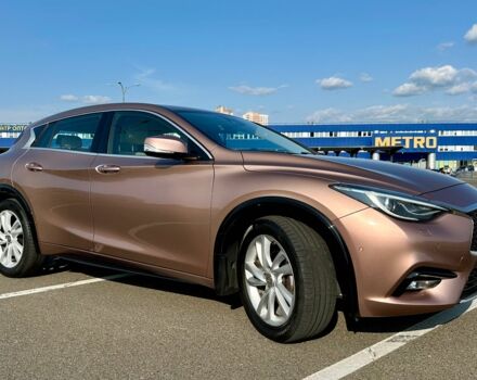 Коричневый Инфинити Q30, объемом двигателя 1.6 л и пробегом 87 тыс. км за 21400 $, фото 1 на Automoto.ua