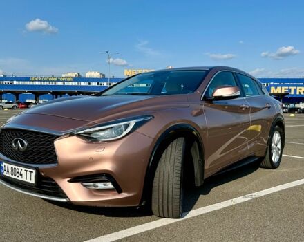 Коричневый Инфинити Q30, объемом двигателя 1.6 л и пробегом 87 тыс. км за 21400 $, фото 2 на Automoto.ua