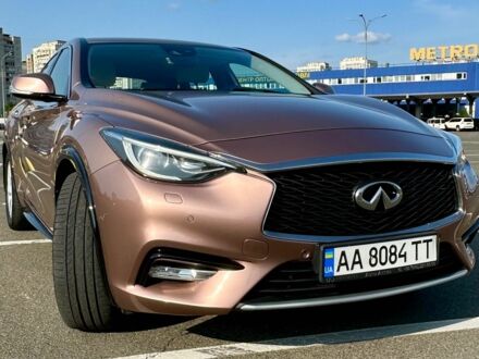 Коричневый Инфинити Q30, объемом двигателя 1.6 л и пробегом 87 тыс. км за 21400 $, фото 1 на Automoto.ua