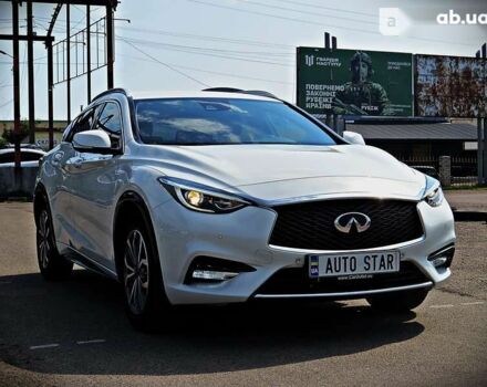 Инфинити Q30, объемом двигателя 1.5 л и пробегом 163 тыс. км за 22800 $, фото 1 на Automoto.ua