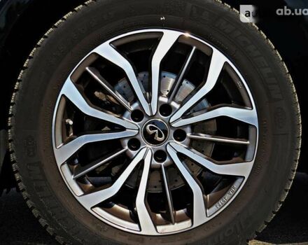 Инфинити Q30, объемом двигателя 1.5 л и пробегом 163 тыс. км за 22800 $, фото 4 на Automoto.ua