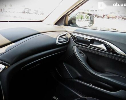 Инфинити Q30, объемом двигателя 1.5 л и пробегом 163 тыс. км за 22800 $, фото 16 на Automoto.ua