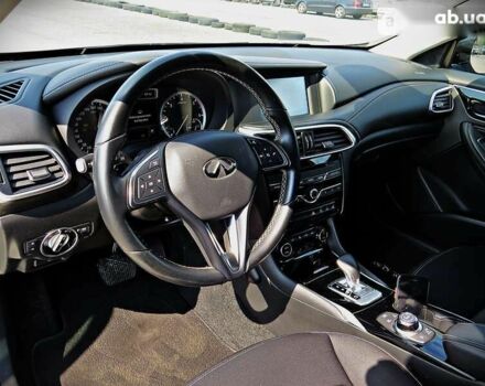 Инфинити Q30, объемом двигателя 1.5 л и пробегом 163 тыс. км за 22800 $, фото 6 на Automoto.ua