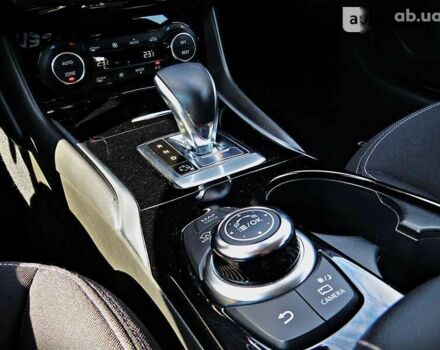 Инфинити Q30, объемом двигателя 1.5 л и пробегом 163 тыс. км за 22800 $, фото 15 на Automoto.ua