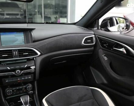 Инфинити Q30, объемом двигателя 2.1 л и пробегом 77 тыс. км за 17300 $, фото 14 на Automoto.ua