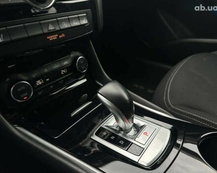Инфинити Q30, объемом двигателя 1.5 л и пробегом 174 тыс. км за 18500 $, фото 15 на Automoto.ua