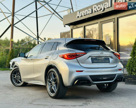 Серый Инфинити Q30, объемом двигателя 2.14 л и пробегом 75 тыс. км за 21200 $, фото 3 на Automoto.ua