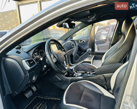 Серый Инфинити Q30, объемом двигателя 2.14 л и пробегом 75 тыс. км за 21200 $, фото 12 на Automoto.ua