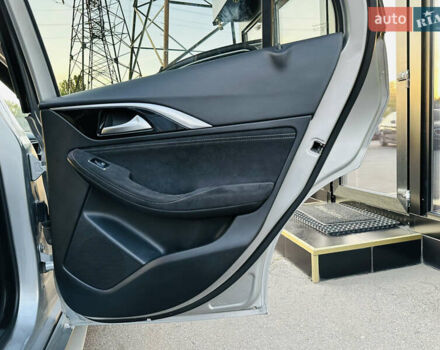 Серый Инфинити Q30, объемом двигателя 2.14 л и пробегом 75 тыс. км за 21200 $, фото 21 на Automoto.ua