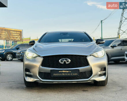 Серый Инфинити Q30, объемом двигателя 2.14 л и пробегом 75 тыс. км за 21200 $, фото 6 на Automoto.ua